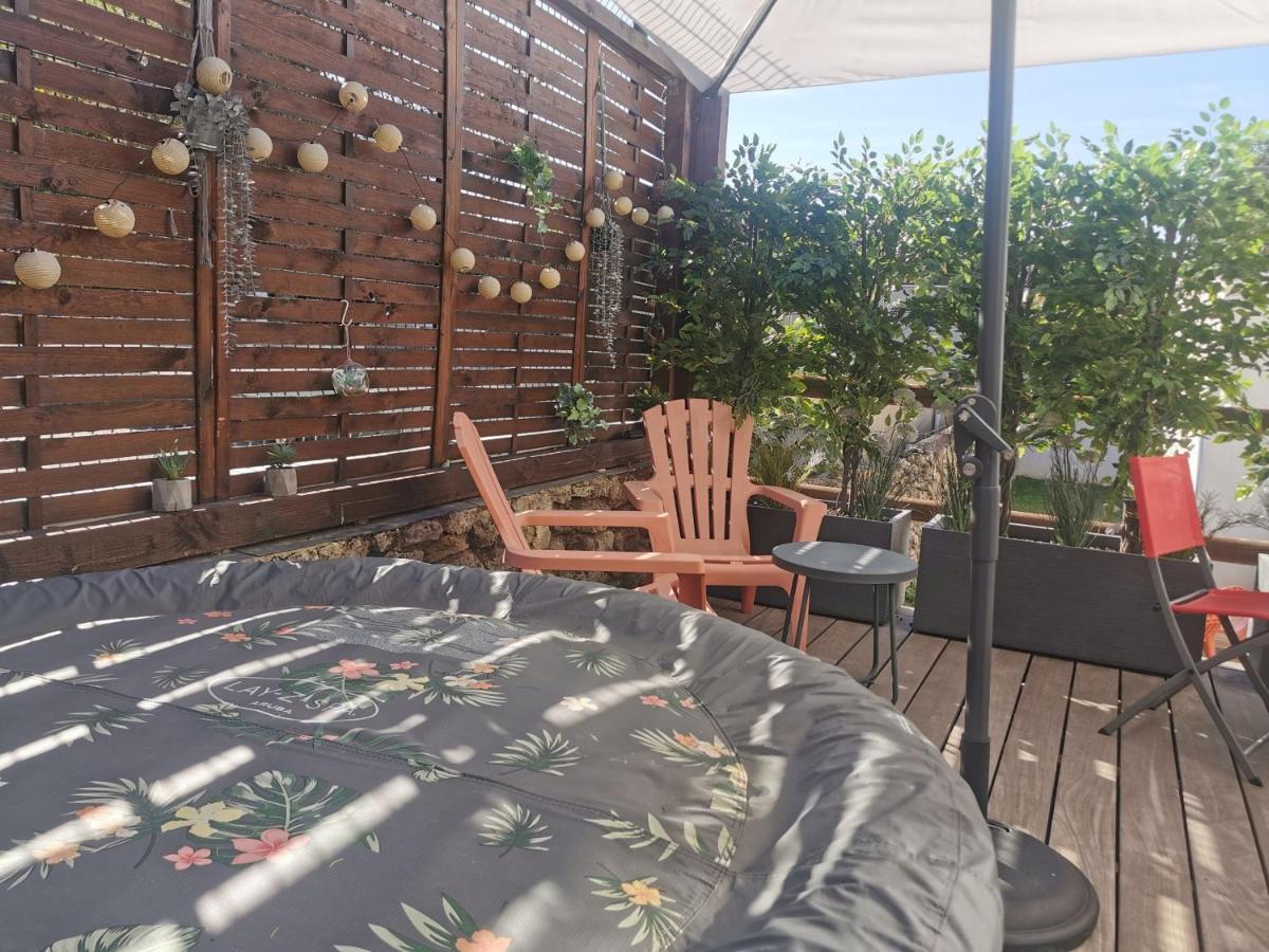 Les Cedres Villa อูเซส ภายนอก รูปภาพ
